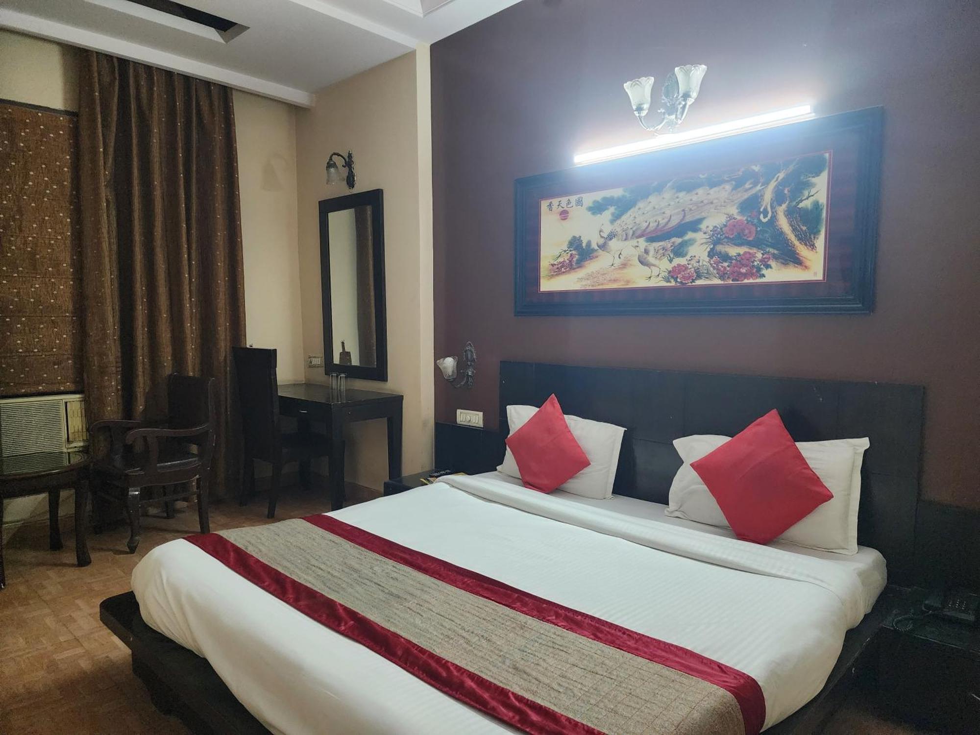 Hotel Mid Town Delhi  Bagian luar foto