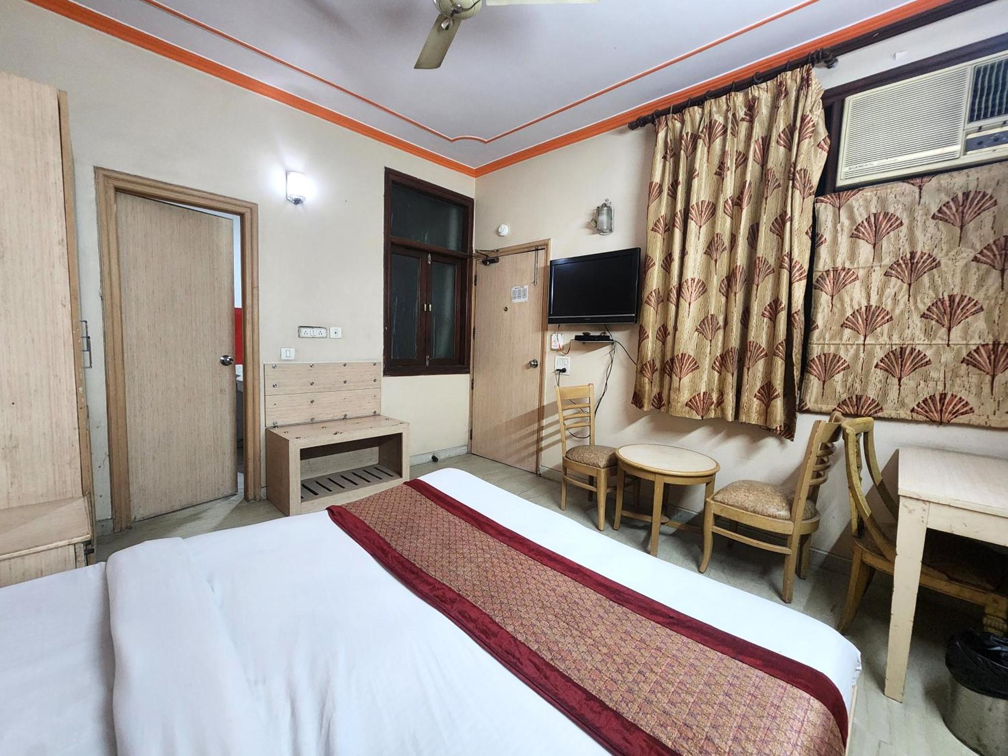 Hotel Mid Town Delhi  Bagian luar foto